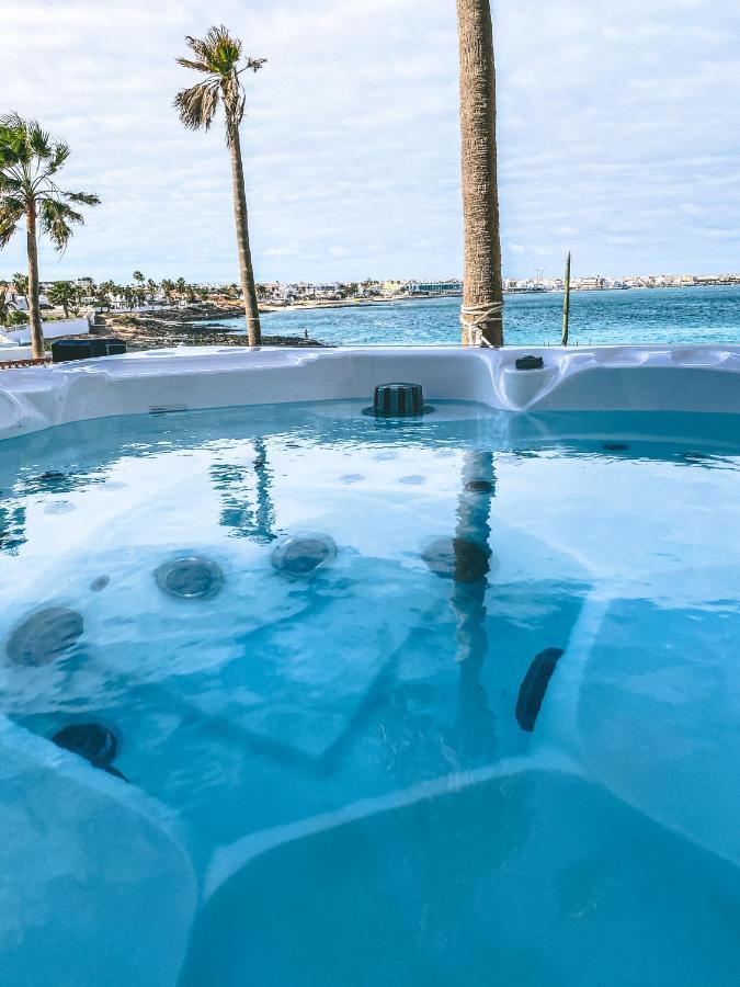 Villa Los Flamencos By Veaco- Beachfront & Pool 코라레호 외부 사진