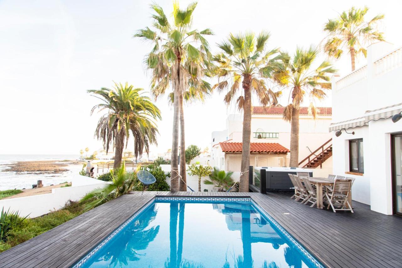 Villa Los Flamencos By Veaco- Beachfront & Pool 코라레호 외부 사진